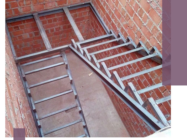 Монтаж металлических лестниц под ключ в Уссурийске быстро и качественно