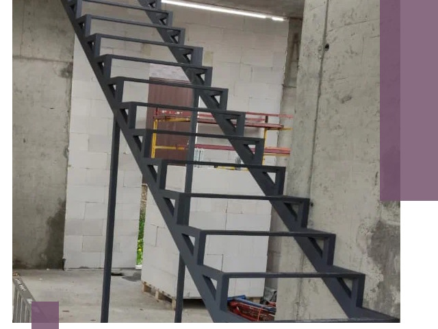 Демонтаж металлических лестниц в Уссурийске быстро и безопасно