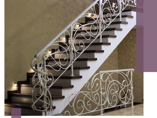 Кованые лестницы под ключ в Уссурийске — изготовление и монтаж