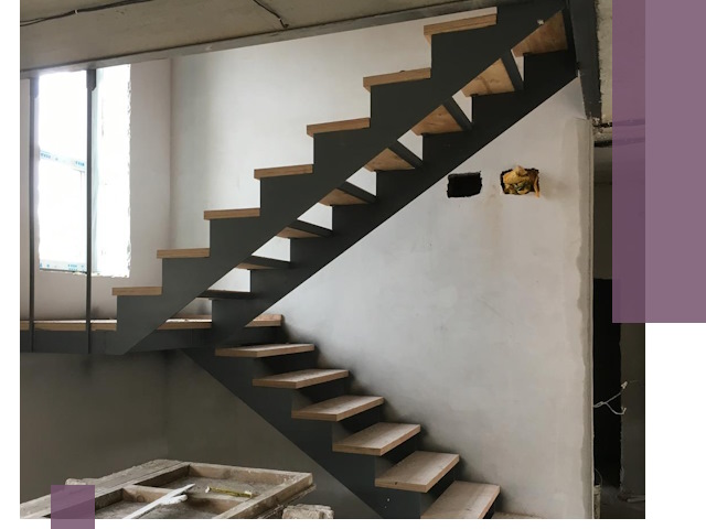 Изготовление лестниц на металлокаркасе в Уссурийске от производителя