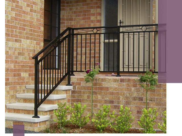 Уличные перила из металла под ключ в Уссурийске