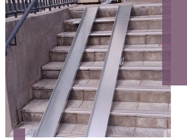 Демонтаж откидных пандусов профессионально в Уссурийске