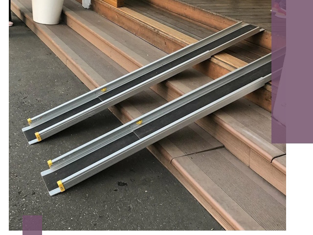 Телескопические пандусы под ключ в Уссурийске — изготовление и монтаж