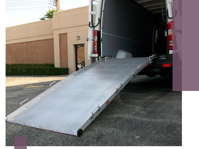 Мобильные пандусы в Уссурийске — производство, монтаж и аренда