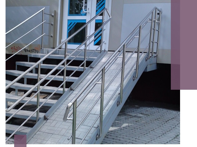 Пандус на крыльцо под ключ в Уссурийске: монтаж и изготовление