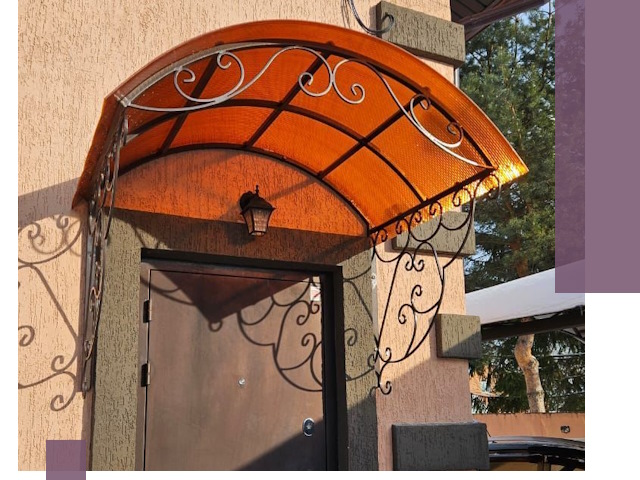 Демонтаж козырьков в Уссурийске быстро и безопасно