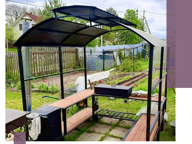 Навесы для барбекю в Уссурийске: изготовление, монтаж и демонтаж