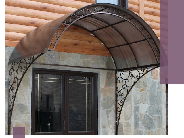 Арочные козырьки под ключ в Уссурийске: изготовление и монтаж