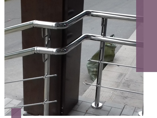 Монтаж поручней из нержавеющей стали в Уссурийске качественно и быстро